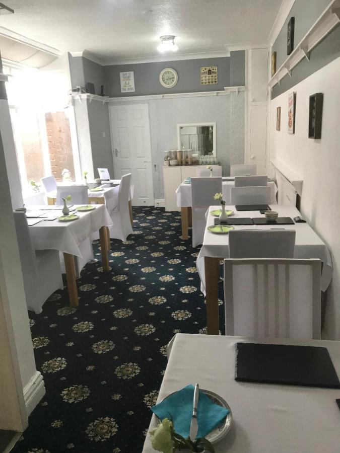 بلاكبول Number 40 - No Multiple Room Bookings المظهر الخارجي الصورة